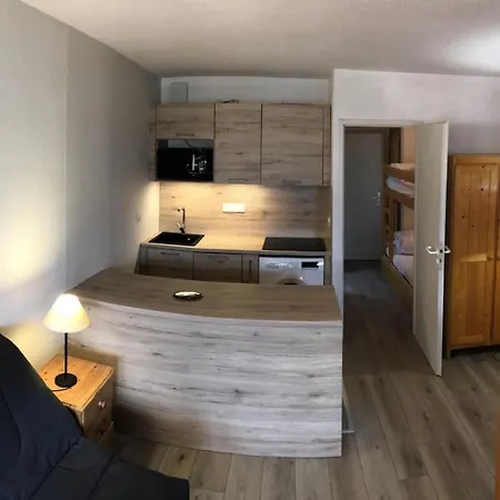 Le Chateau De Crans - Maeva - 4 Personnes - Confort Mae-9176 公寓 *